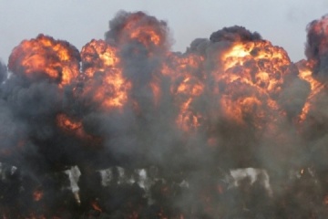 Streitkräfte treffen in Region Luhansk Treibstofflager und Radarstation auf der Krim