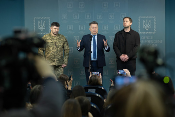 Брифінг Кислиці, Гнатова і Бевза: підтримка США, «червоні лінії» України та ультиматуми Кремля