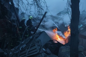 Russland startet innerhalb von einer Woche sechs Raketen,  rund 1.000 Drohnen und über 1.070 Fliegerbomben auf Ukraine – Selenskyj