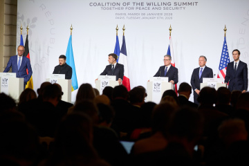 ウクライナ仏英３か国、多国籍軍の展開に関する意向宣言に署名