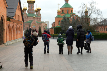 Kyiv monastery runs illegal school, Education Ombudswoman reports violations