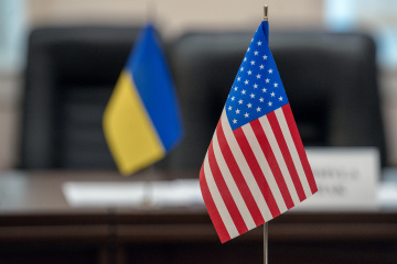 The Telegraph : Les États-Unis et l'Ukraine prévoient de signer un accord de reconstruction de 800 milliards de dollars à Davos