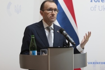 Norwegen stellt der Ukraine $400 Millionen bereit 