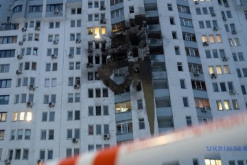 Rosja użyła 1100 dronów, ponad 890 rakiet ziemia-powietrze i ponad 50 pocisków przeciwko Ukrainie w ciągu tygodnia – Zełenski