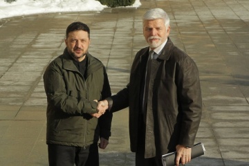 Zelensky: Ucrania recibe esta mañana un paquete significativo de misiles para sistemas de defensa aérea