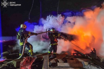Rosja użyła ponad 1300 dronów i około 1050 KAB-ów w ciągu tygodnia – Zełenski