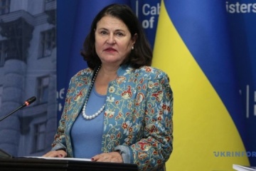 EU-Botschafterin reagiert auf erneuten massiven russischen Angriff auf Ukraine