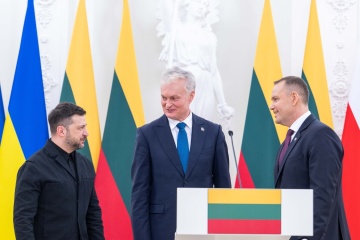 ウクライナ・リトアニア・ポーランド３国大統領、防空、エネルギー、欧州統合につき協議