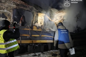 ロシア軍、ハルキウ州の列車を無人機で攻撃、５名死亡