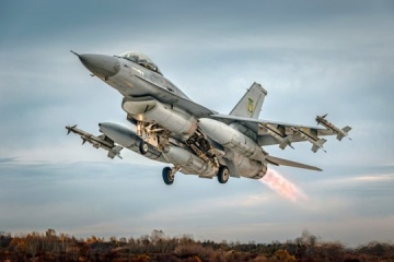 Pentagon signs contract for maintenance of F-16 fighter jets transferred to Ukraine