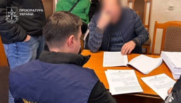 На Буковині посадовця Служби відновлення інфраструктури підозрюють у завданні збитків у ₴2,5 мільйона