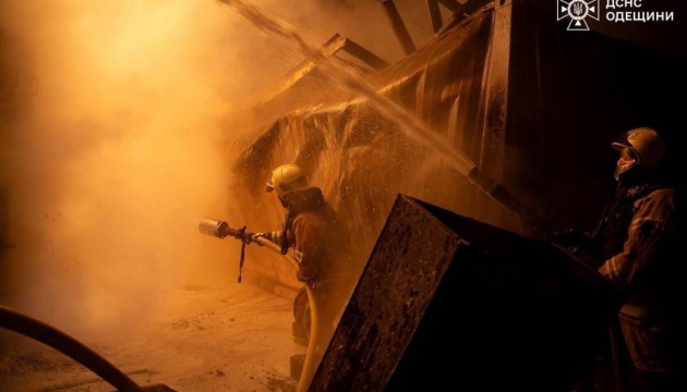 Росія атакувала дронами порти Одещини, є пошкодження - Кулеба