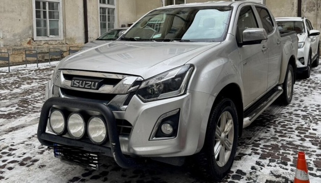 Львів передав військовим першу в цьому році допомогу на ₴6,6 мільйона