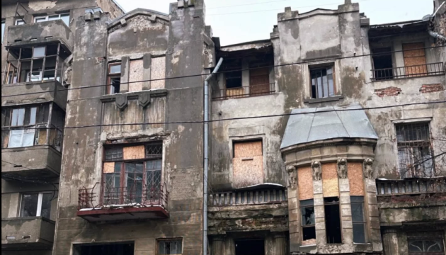 У Харкові через російську атаку 2 січня пошкоджені 17 об'єктів культурної спадщини