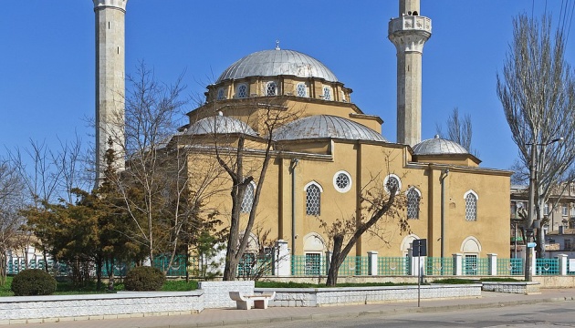Захоплення мечеті Хан-Джамі є свідченням тиску на релігійні громади у Криму - ДУМК