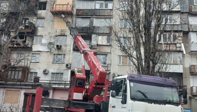 В Одесі завершили консерваційні роботи в будинку, що постраждав від ворожої атаки 31 грудня