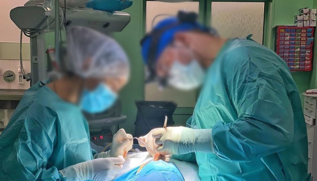 У Києві пластичному хірургу загрожує в'язниця через понівечене обличчя пацієнтки