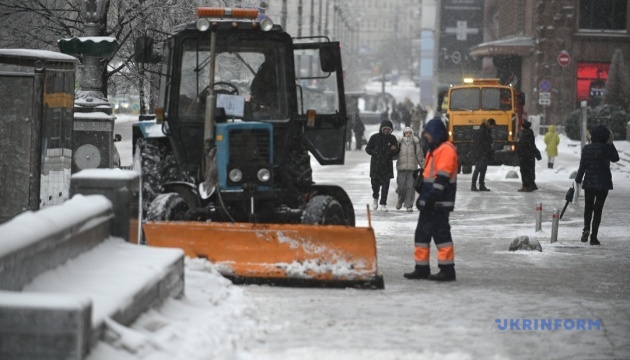 Клименко закликав місцеві адміністрації забезпечити доступ спецтехніки до будинків