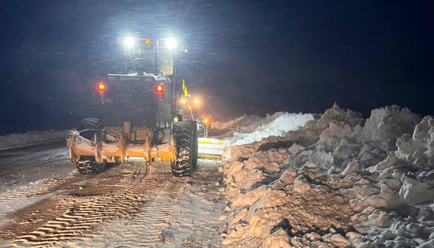 У Мінрозвитку розповіли про ситуацію на дорогах державного значення