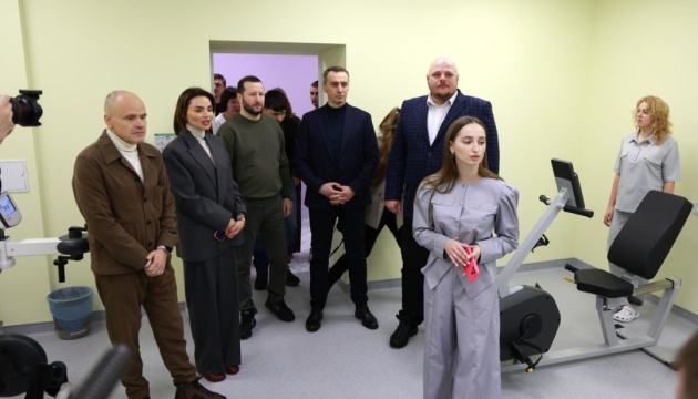 У Хмельницькій обласній лікарні відкрили реабілітаційне відділення з безбар’єрним доступом