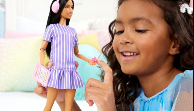 Компанія Mattel випустила ляльку Барбі з аутизмом
