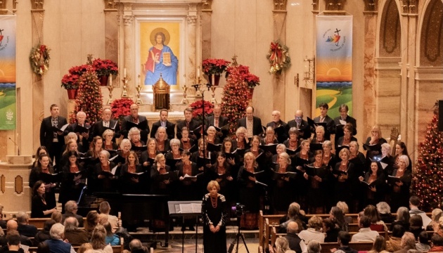 У Торонто жіночий хор «Веснівка» з оркестром представив масштабну різдвяну програму