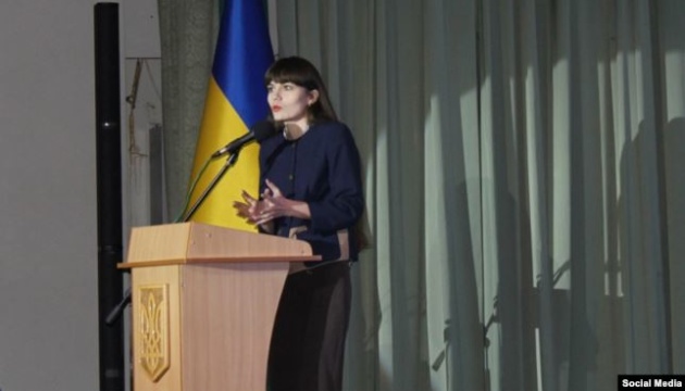 Консультантка Ради «захищала» російськомовних за гроші Кремля - у ВР відреагували на розслідування «Схем»