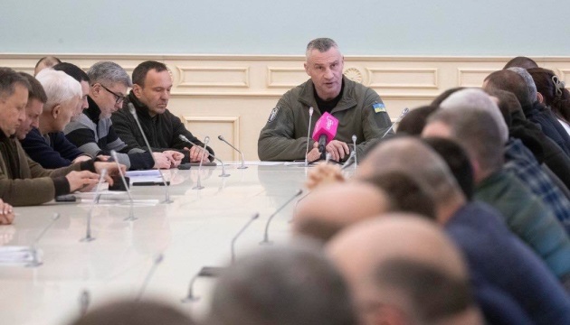 Частині будинків Києва опалення мають відновити до вечора - Кличко