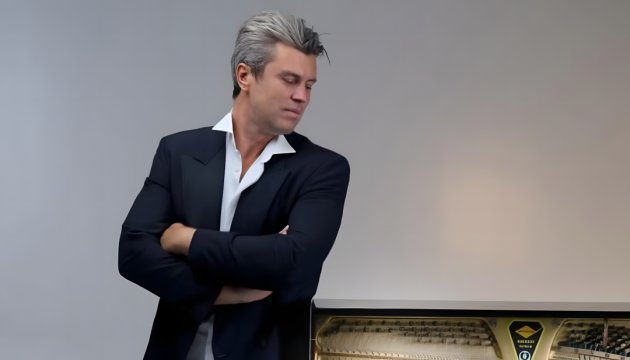 «Місяць України в ОАЕ»: піаніст-віртуоз Євген Хмара виступить із концертом і проведе майстер-клас