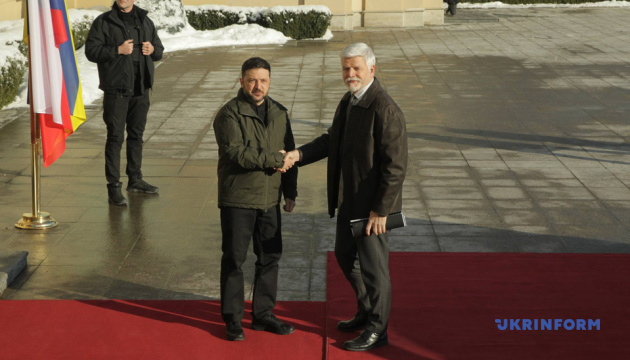 今のところ和平への意志はウクライナ側にしかない＝パヴェル・チェコ大統領