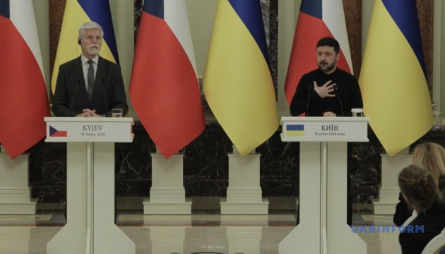 Zelensky: Los países socios deben asignar una parte especifica del programa SAFE para Ucrania