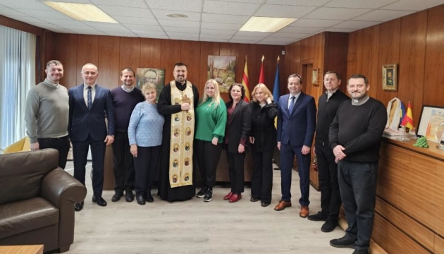 Духовенство УГКЦ відвідало генконсульство в Барселоні: обговорили підтримку українців у Каталонії