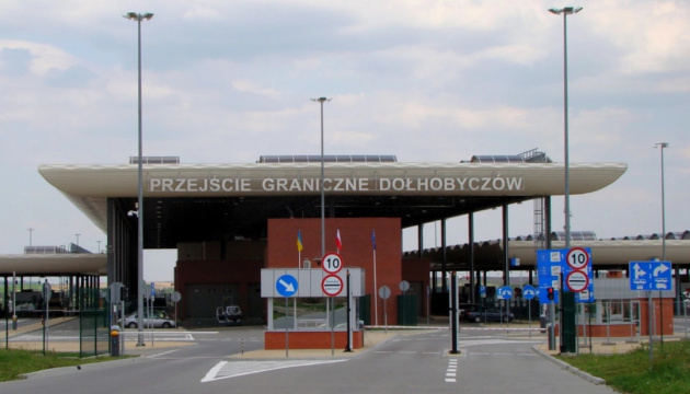 Blockade of Dołhobyczów checkpoint: Border guards have no official confirmation from Poland