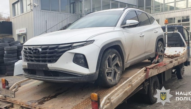 «Націоналізували» майже 200 автомобілів: на Херсонщині оголосили підозру групі колаборантів