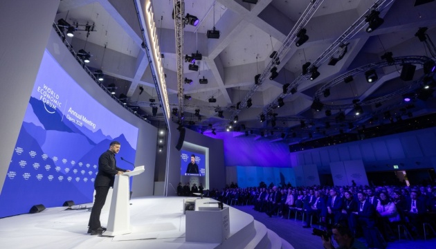 ゼレンシキー宇大統領、アラブ首長国連邦でのウクライナ露米３者会談実施可能性に言及