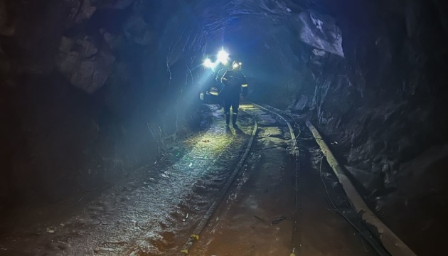 У Кривому Розі через атаки РФ постраждали семеро людей, у шахтах були заблоковані 90 гірників