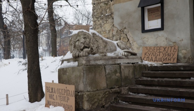 У Львові поки не виселятимуть архітекторів з Порохової вежі
