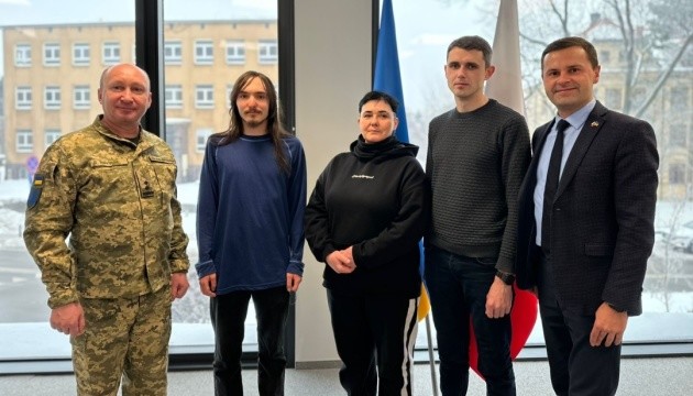Seventh group of Ukrainian Legion volunteers signs contracts with AFU in Lublin
