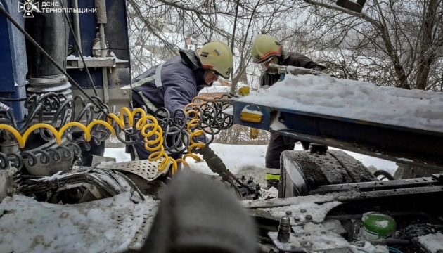 На Тернопільщині зіткнулися чотири авто, є травмовані