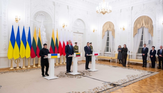 Зеленський про переговори в Абу-Дабі: Проблемних питань стало менше
