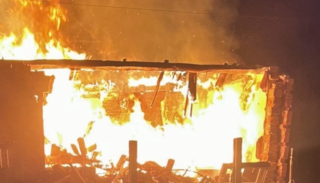 На Сумщині через атаки російських дронів поранені четверо людей, серед них - двоє дітей