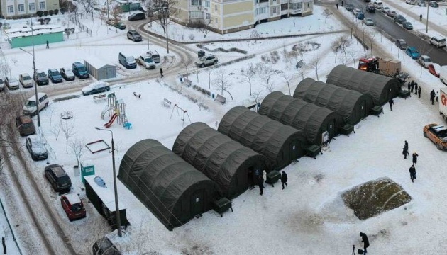 На Троєщині у Києві розгорнули два наметові містечка - МВС