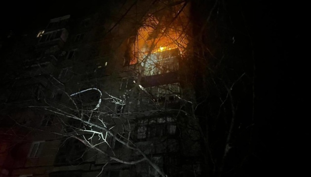 Ворог обстріляв три райони Дніпропетровщини, є пошкодження