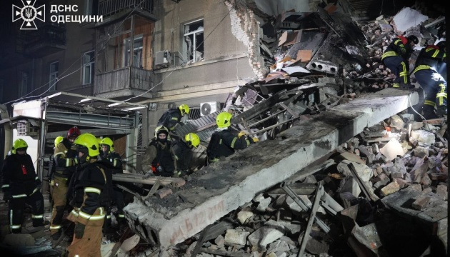 ロシア軍、ウクライナ南部オデーサを無人機で攻撃 負傷者２３名