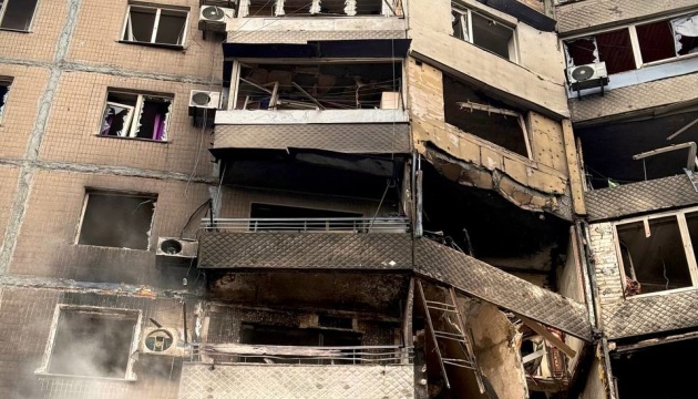 В Одесі під завалами будинку знайшли тіло чоловіка