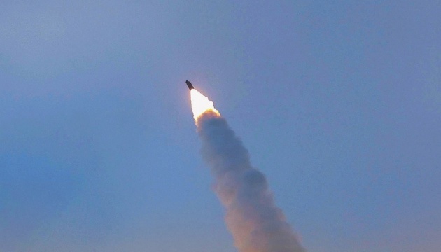 КНДР запустила кілька балістичних ракет у бік Японського моря