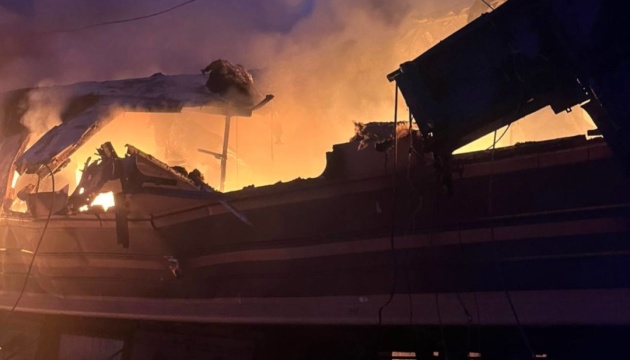 Кількість загиблих від удару дронів по потягу зросла до п'ятьох