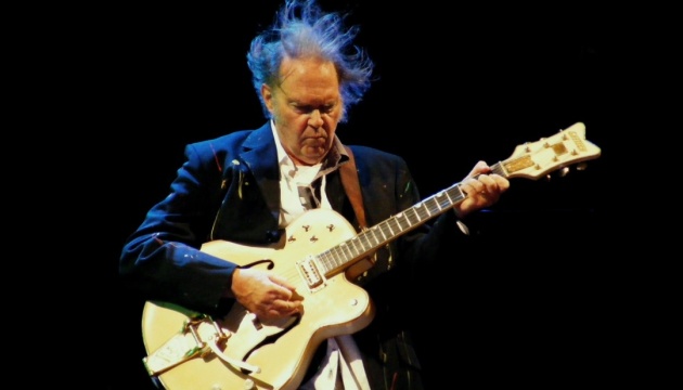 Ніл Янг надав гренландцям безкоштовний доступ до свого музичного архіву