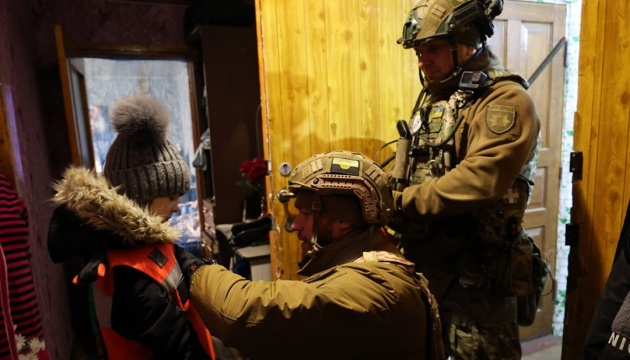 У Миколаївці на Донеччині залишаються понад 200 дітей