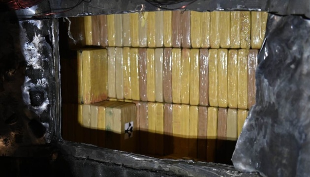 У порту Роттердама виявили майже 5 тонн кокаїну з Еквадору